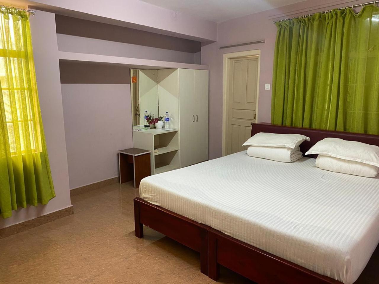 The Palm Guest House Kohima Экстерьер фото
